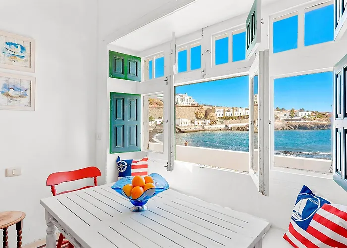 Traditional Canary House *