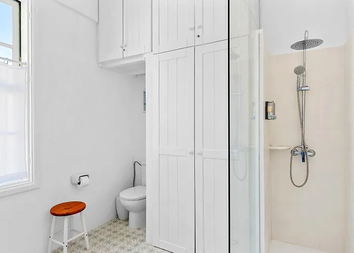 Traditional Canary House *