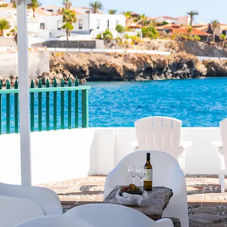 Traditional Canary House *